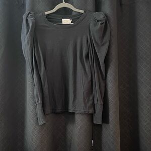 Nation Brand Size Small Black Long Sleeve Top
